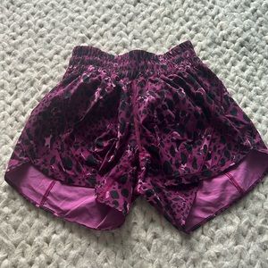 Lululemon Track That Mid-Rise Lined Short 5" 💜Cheetah Camo Magenta Purple Multi